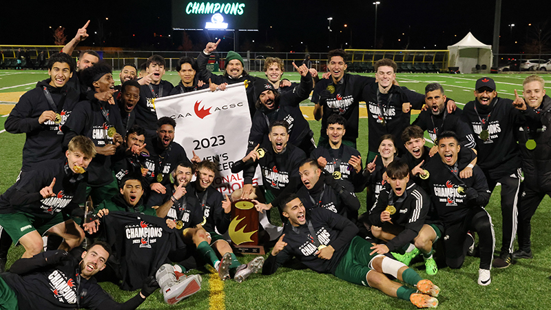 Les Royals de Douglas remportent le Championnat canadien de soccer masculin de l’ACSC