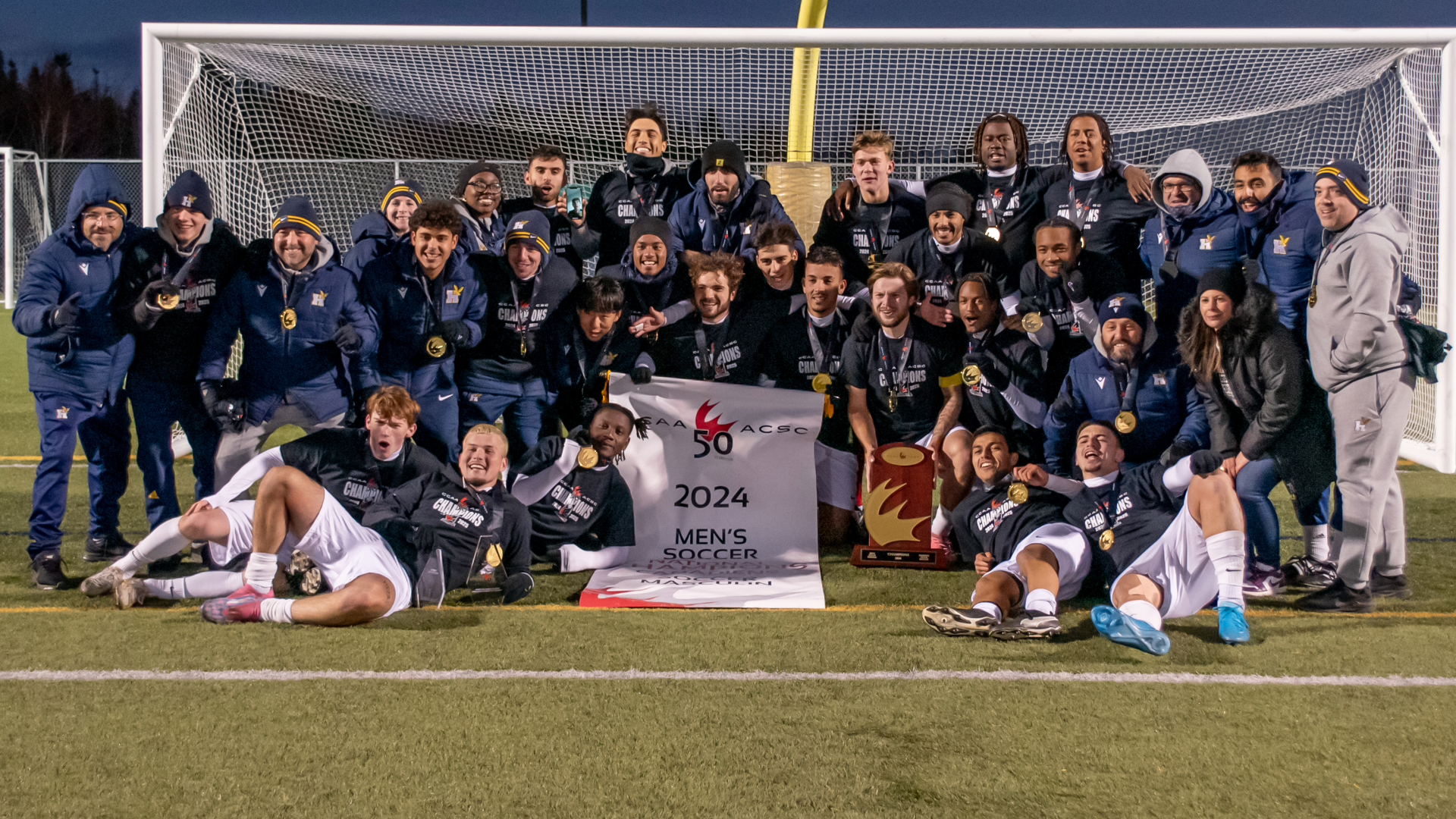 Les Hawks de Humber remportent le Championnat canadien de soccer masculin de l’ACSC