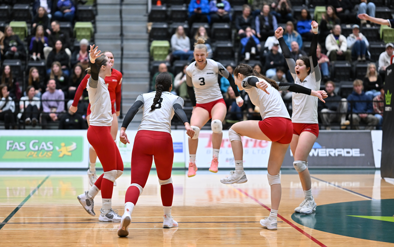 Les aspirantes au bronze maintenant connues au Championnat de volleyball féminin de l’ACSC